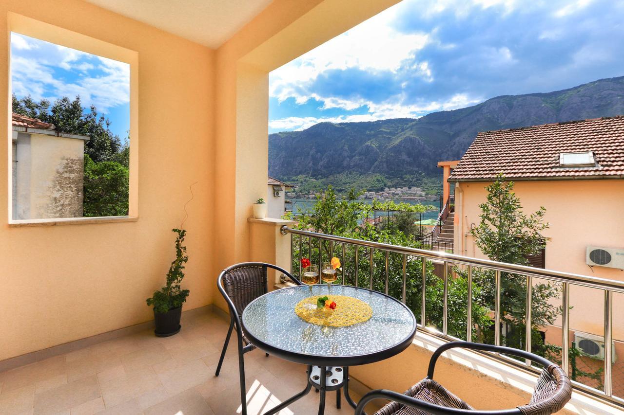 Apartments Castello Kotor Exterior photo