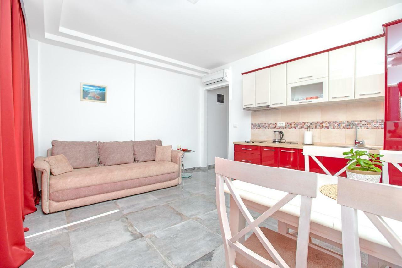 Apartments Castello Kotor Exterior photo